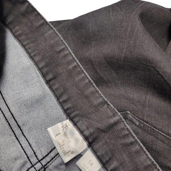 Women With  Control Black Fade Wash Jeans - Picture 4 of 5